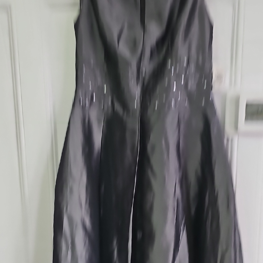 Elegant Jones New York Evening Dress